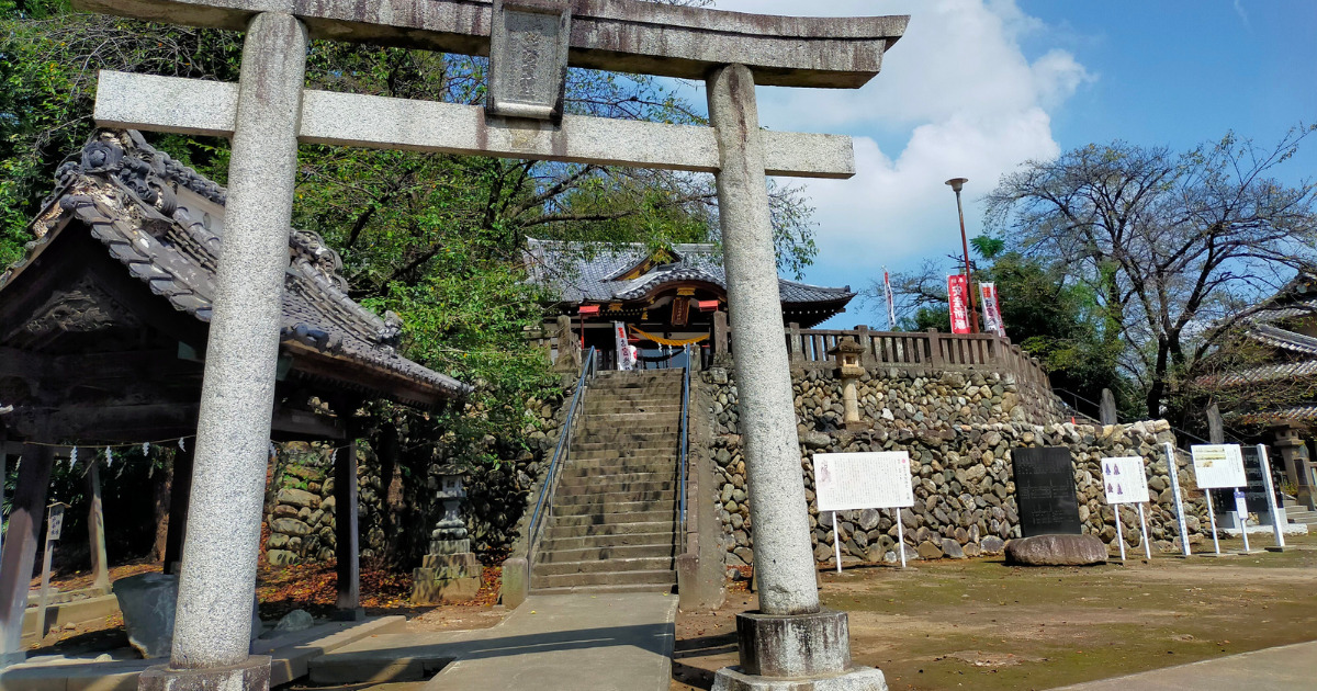 富士浅間神社への階段